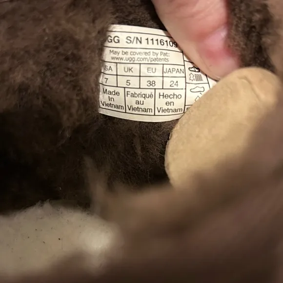 💯 Authentic Ultra Mini Burnt‎ Cedar Uggs