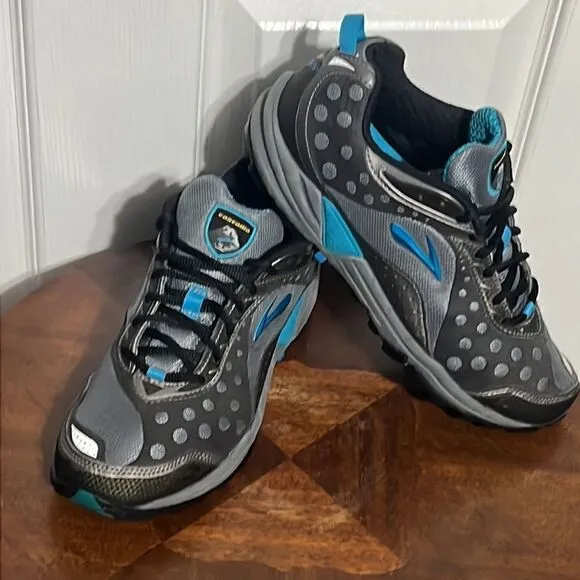 🔥🔥 BROOKS CASCADIA Trail Running Shoes -  Women Sz 9B - EXCELLENT Condition