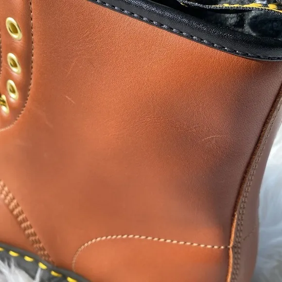 ❄️ DR MARTENS 1460 Wintergrip Leather Lace up boots in tan blizza…