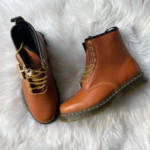 ❄️ DR MARTENS 1460 Wintergrip Leather Lace up boots in tan blizza…