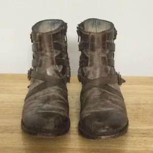 ⭐️ FREEBIRD by Steven Madden Sammi brown distressed leather booties women 8