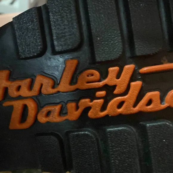 ￼ Harley Davidson lace up boots
