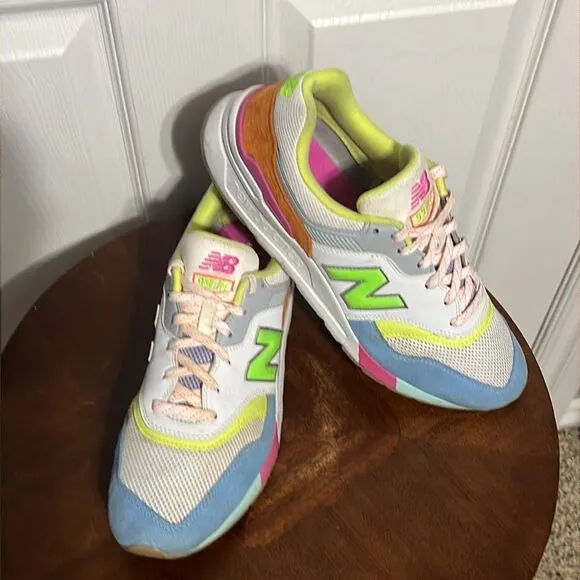 🔥🔥 NEW BALANCE  997H Sneakers WHITE PASTEL MULTI Women 11 - EXCELLENT - Rare!