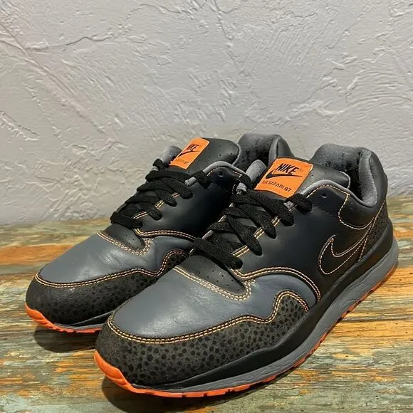 🔥 NIKE Air Safari 87 Retro Training/Running Shoes - Black/Gray/Orange - Men Sz