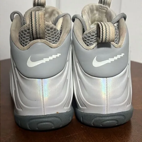 🔥 NIKE LITTLE POSITE ONE GS 'RAINBOW PIXEL' Big Kids 4Y - EXCELLENT Condition
