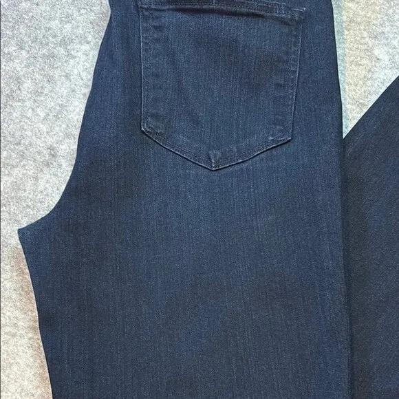 ✨ PAIGE Hoxton Ankle Jeans – Alania Dark Wash, Size 32, Excellent Condition ✨