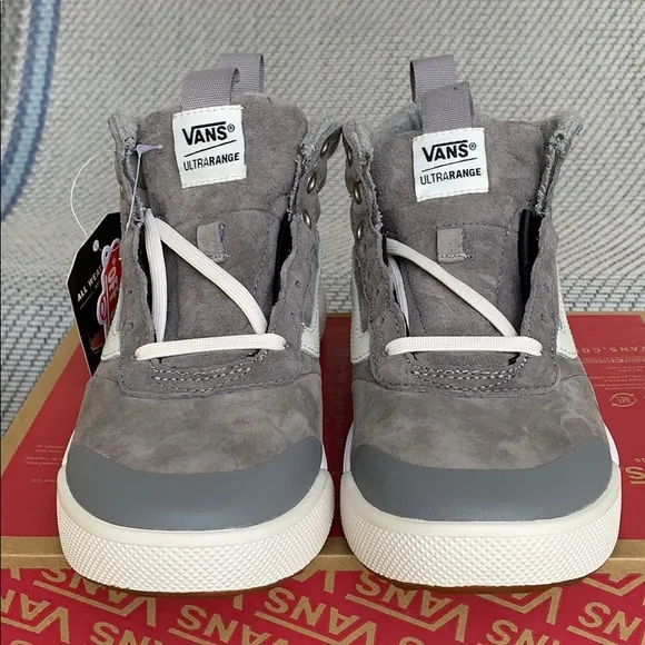 • VANS ULTRARANGE HI MTE WOOL FROST GREY WMNS