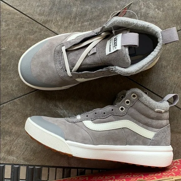 • VANS ULTRARANGE HI MTE WOOL FROST GREY WMNS