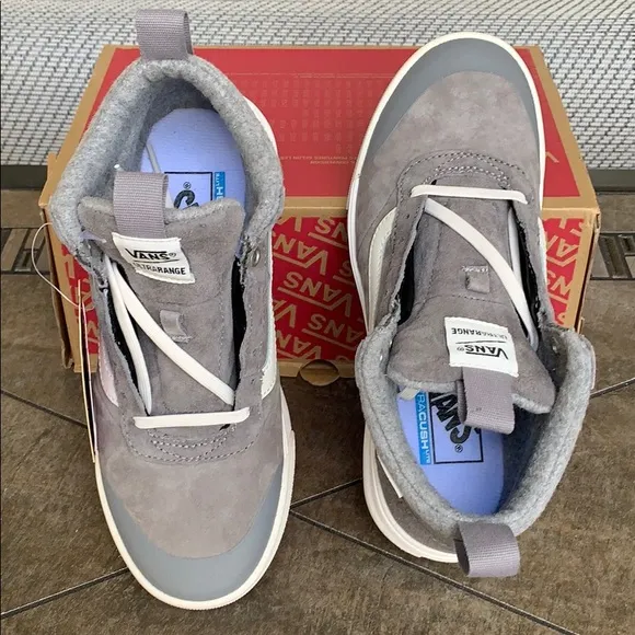 • VANS ULTRARANGE HI MTE WOOL FROST GREY WMNS