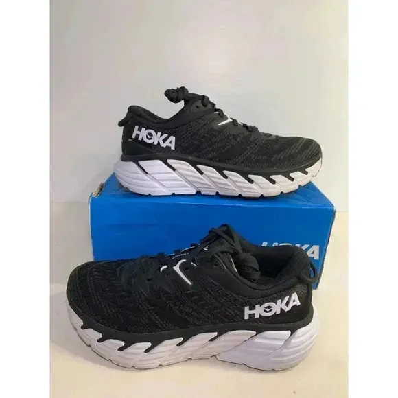 .1692 Hoka W Clifton 9, Black/White, Womens Running Shoes-US 7 Womens