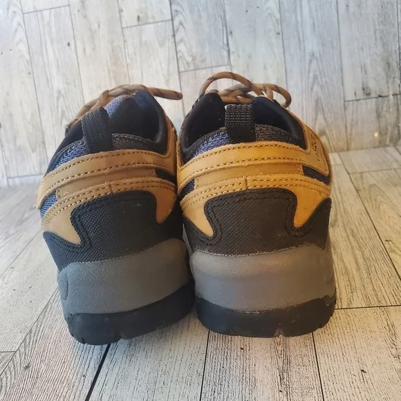 2/$30 Vasque Mens Hiking Shoes Sz 7.5
