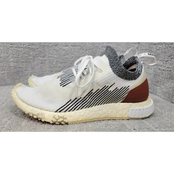 ADIDAS AC8233 Whitaker Car Club NMD Mens Size 8 Black &amp; White Sneakers Shoes