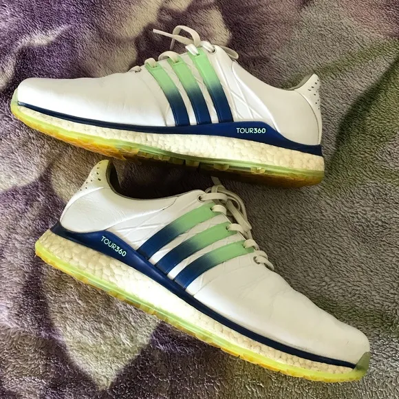 Adidas Men’s Tour360 XT Spikeless 2.0 Golf Shoes