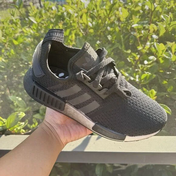 Adidas NMD_R1 Fading Glitch Women's Athletic Shoes Black EF4276 Size 6
