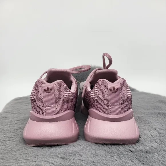 Adidas Originals Swift Run 22 Purple Women`s Running Casual Shoes