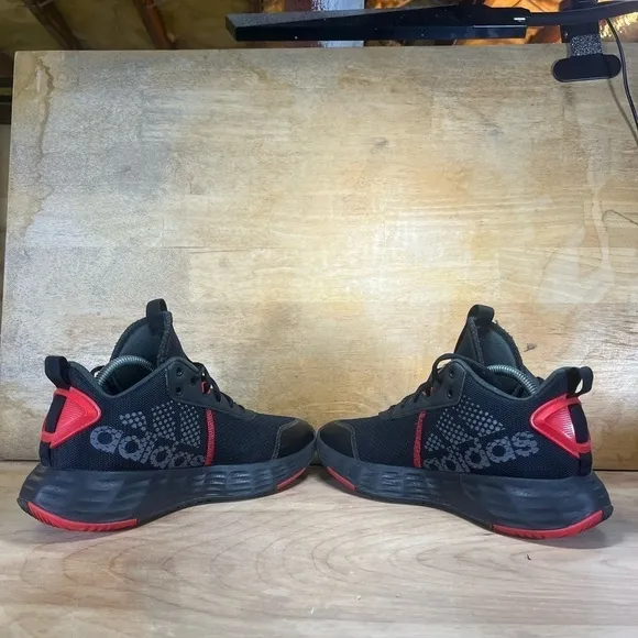 Adidas Own The Game 2.0 Mens Size 8.5 Basketball Shoes Sneakers Black Red H00471