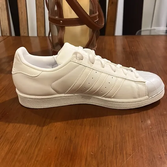 Adidas Superstar Glossy Toe Shoes Sneakers New BB0683 Womens Size 10