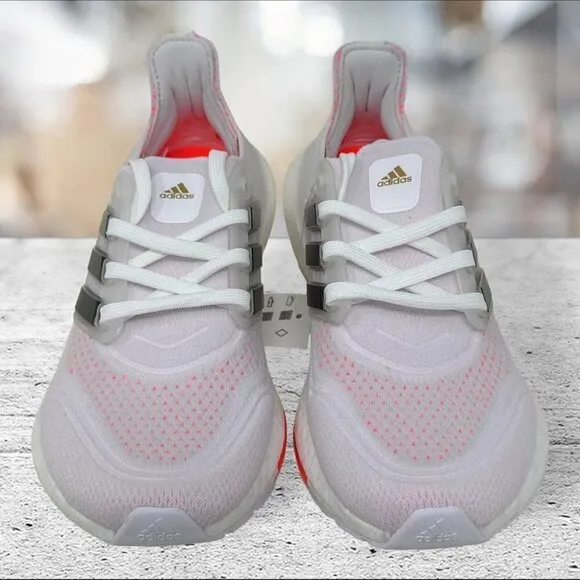 adidas Women’s UltraBoost 21 Running Training White Tokyo 2021 S23840 - Size 5.5