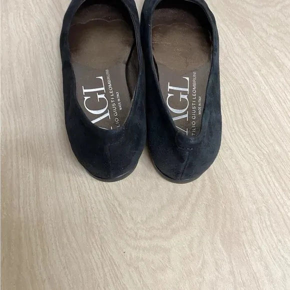 AGL Ballet Flat Shoes Women's 36.5/6.5 Black Suede Shimmer Pointed Toe Loafers