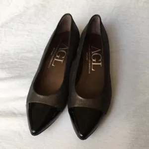 AGL black/brown block heel pointed toe pump size 37