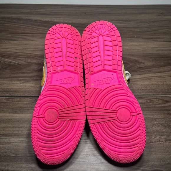 Air Jordan 1 Low Edge Glow GS CV4610-100 Sz 6.5