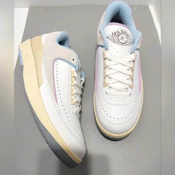 Air Jordan Retro 2 Low &quot;Look Up In The Air&quot; NEW, Sneakers,  Size‎ 10.5| EUR 42.5