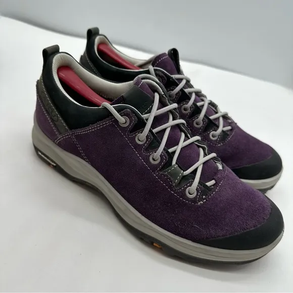 AKU LaVal Low Womens 9 Hiking Shoes Sneakers Suede Michelin Mountaineer Trekking