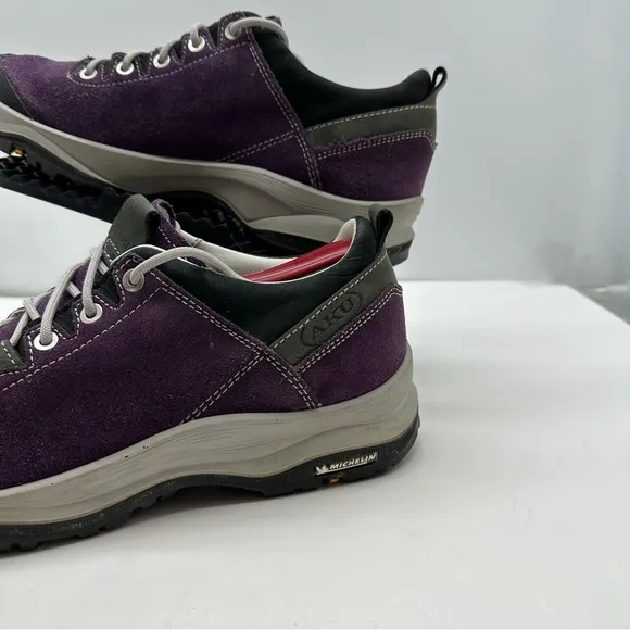 AKU LaVal Low Womens 9 Hiking Shoes Sneakers Suede Michelin Mountaineer Trekking