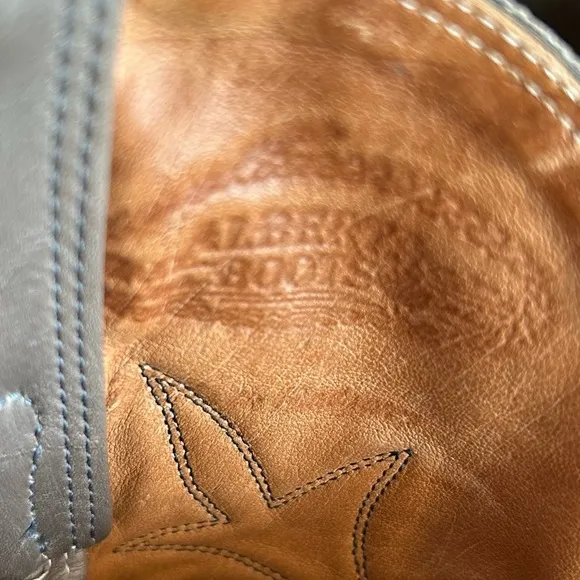 Alberta Boots men’s cowboy leather boots size 10 D (Regular Width)