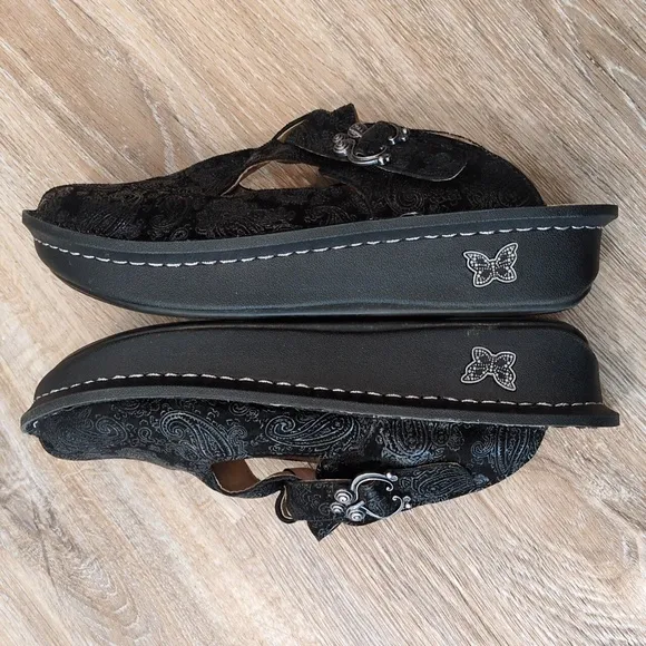 Alegria Black Women's Slip-On Shoes size 38 Euro ( 8 US)