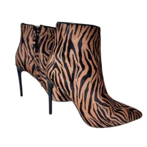 Alice   Olivia Womens Tiger Stripe Heeled Booties Size 6.5 4-Inch Stiletto Heels