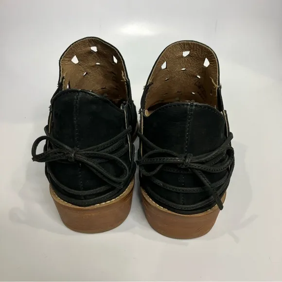 Anthropologie misses &amp; cloud perforated ankle boots black leather women’s size 8