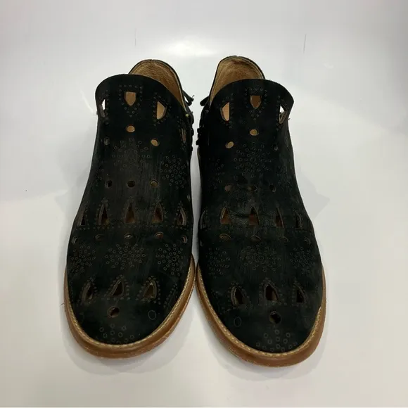 Anthropologie misses &amp; cloud perforated ankle boots black leather women’s size 8