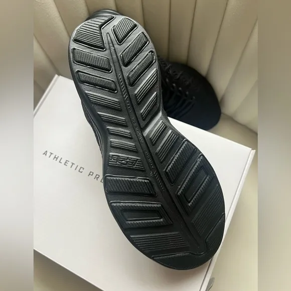 APL Training shoes