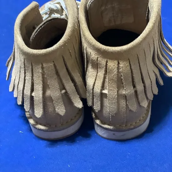 Ariat Cruiser Chukka Tan Fringe Jeweled Suede Shoe Ankle Boots Womens Size 8B