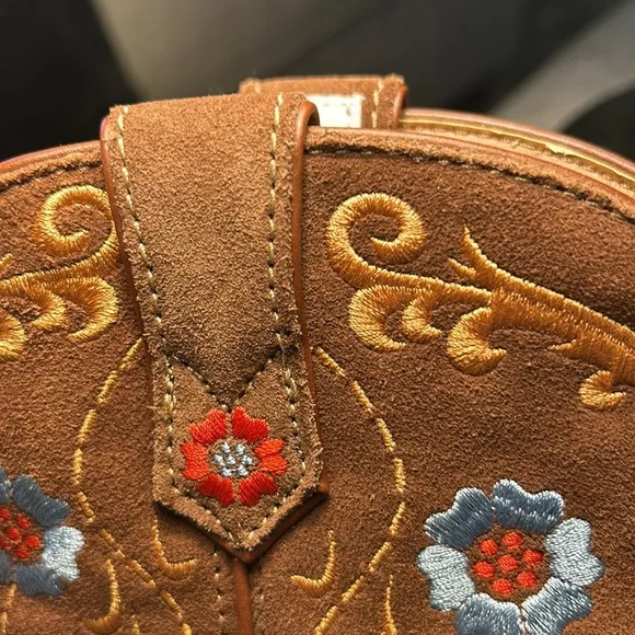 ARIAT FATBABY LEATHER BOOTS SIZE SIX