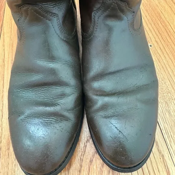 Ariat Hertiage Men’s Boots Size 11 D