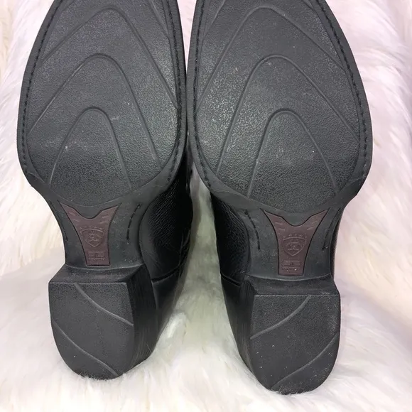 Ariat men’s black boots