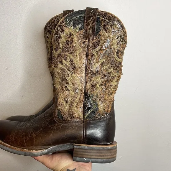 Ariat | Men’s Brown Striker Quickdraw Round Toe Western Boots Size 8.5