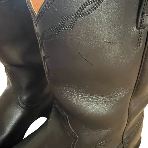 Ariat Men’s Heritage Roper Western Boots – Black – Size 10 – Great Condition