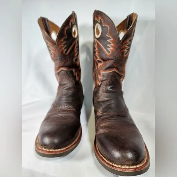 Ariat Men’s Heritage Roughstock Style 29324 Size 9B