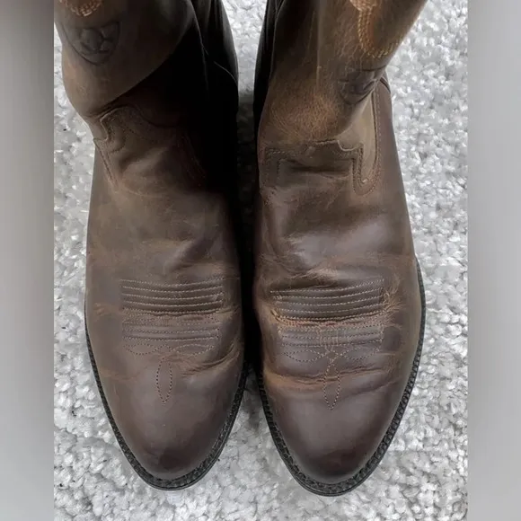 ARIAT Men’s Sedona Western Boots. Leather Cowboy Boots Rounded Toe Wide 9EE