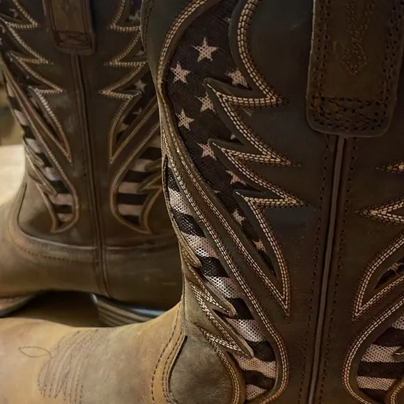 Ariat Men’s Square toe boots