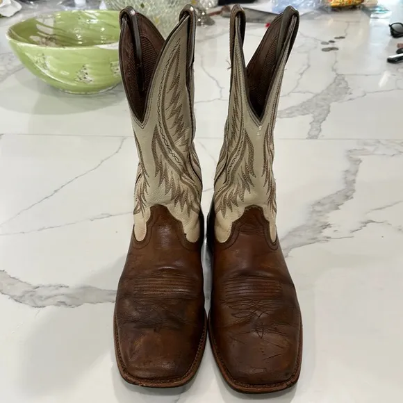 Ariat Stonewall Men’s Sports Western Boots, Native Nutmeg. Size 9D