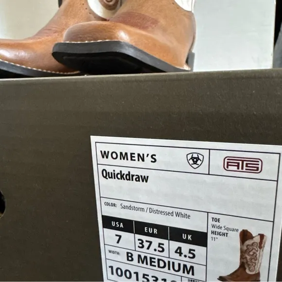 Ariat Western Cowboy Boots Brown and White