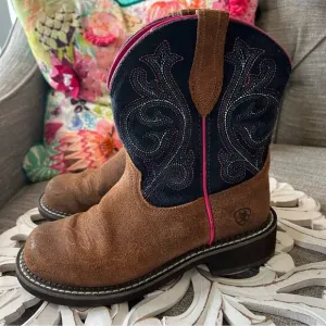 Ariat Western Cowboy Boots Women’s 6.5