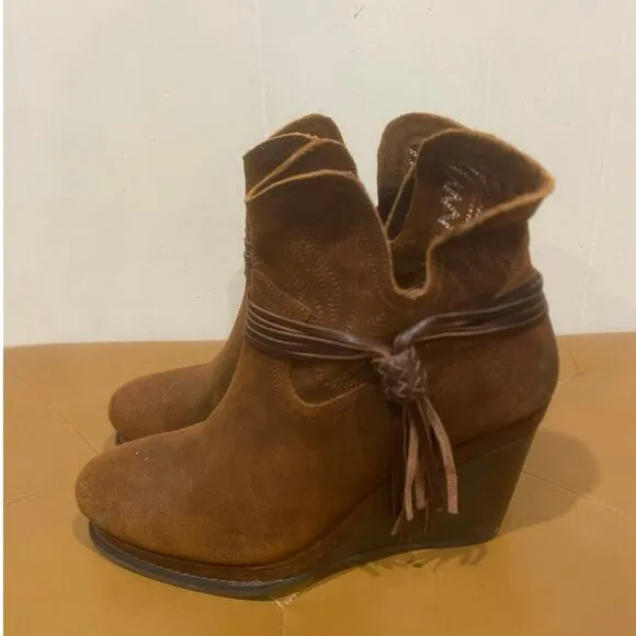 Ariat Women’s Memphis Suede Wedge Western Bootie Cowgirl boots Tassel Size 7