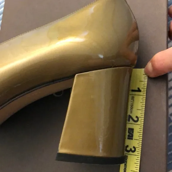 AUTHENTIC Gucci shoes