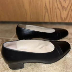 BALLY Women’s Black Leather Made in Italy ANGELLA Pumps Sz-7