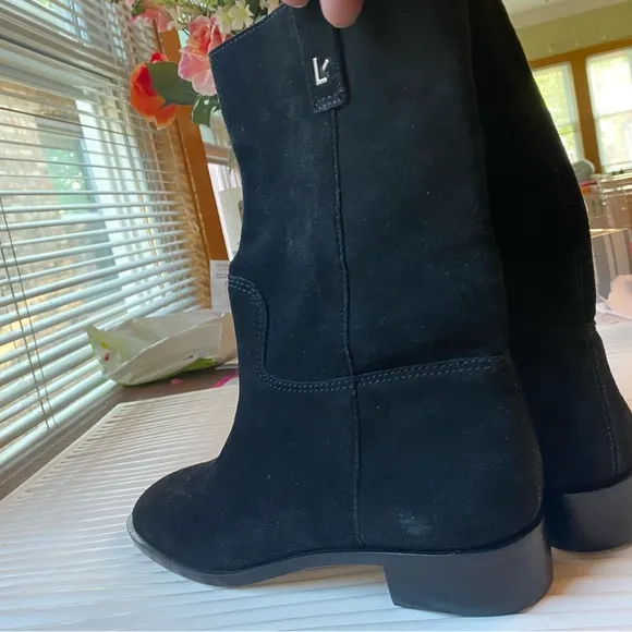 Barb Boot (Women) larroude size 7